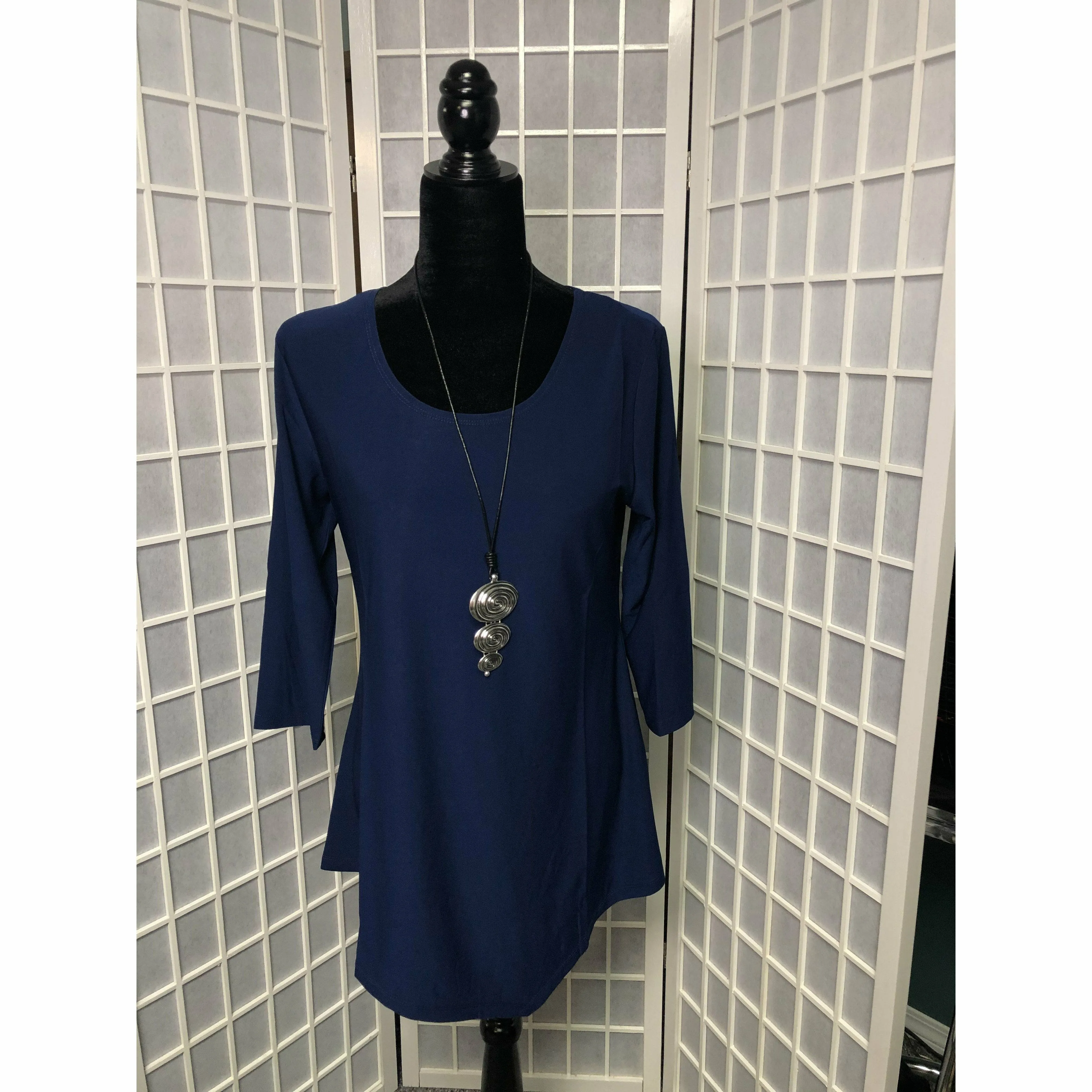 Asymmetrical Basic Top