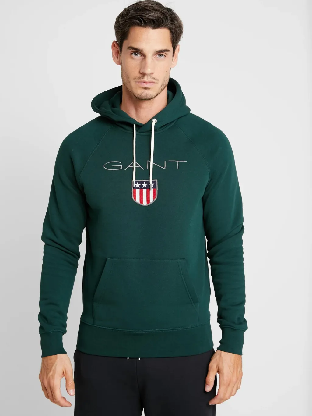 GANT Shield Sweat Hoodie SS21