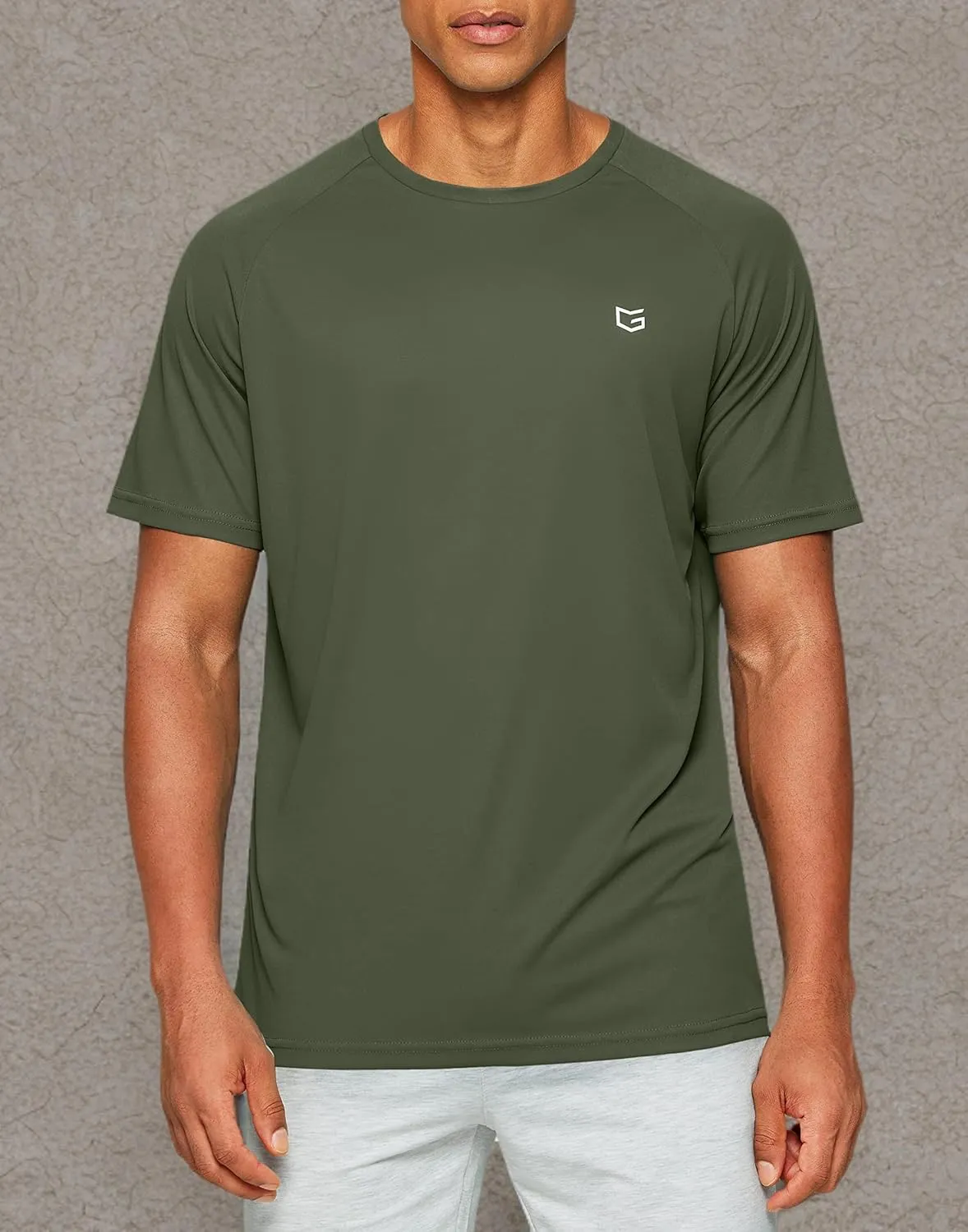 Men's Dry Fit Short Sleeve T-Shirt Crewneck Lightweight Tee Shirts for Men Workout Athletic Casual
