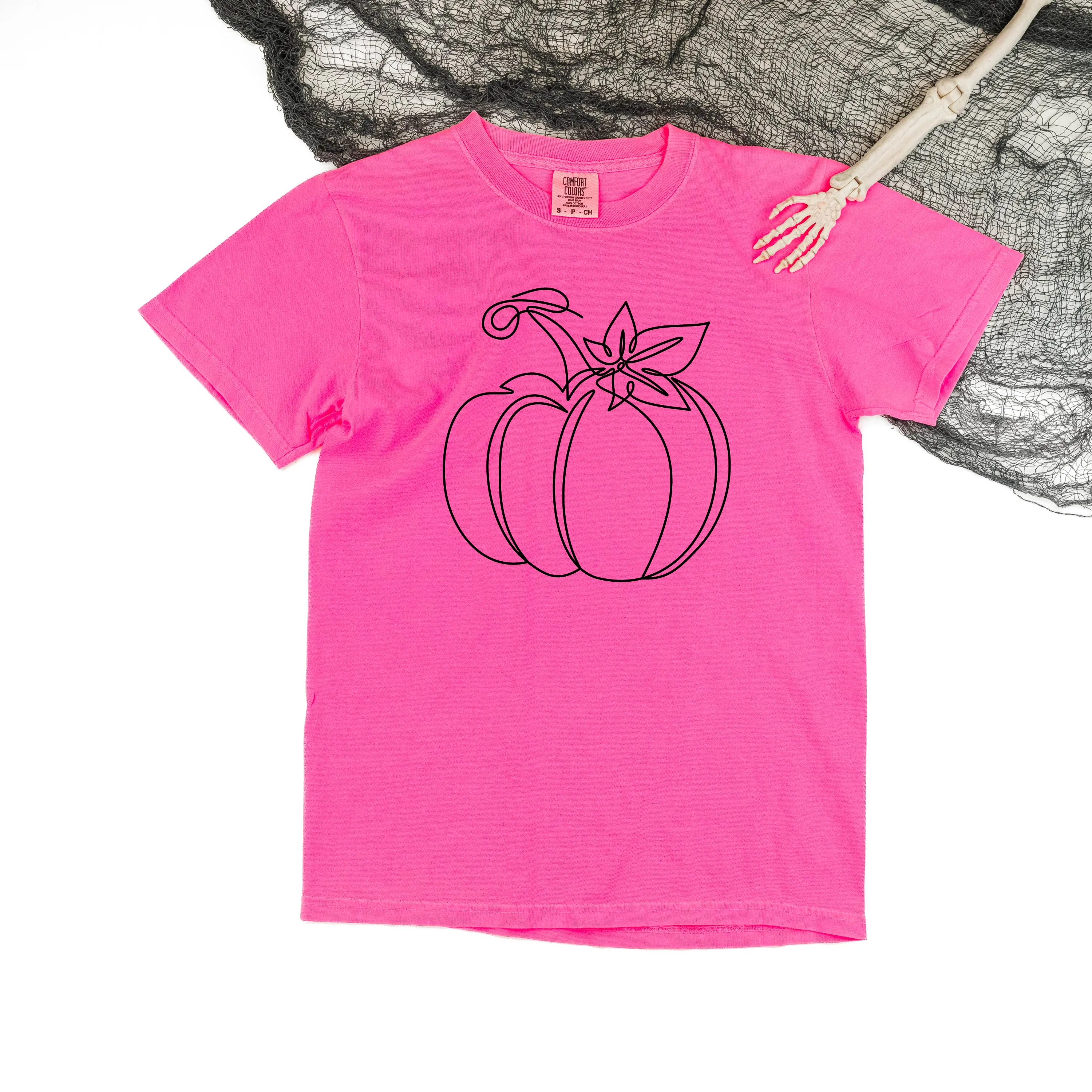 Outline Pumpkin - SHORT SLEEVE COMFORT COLORS TEE